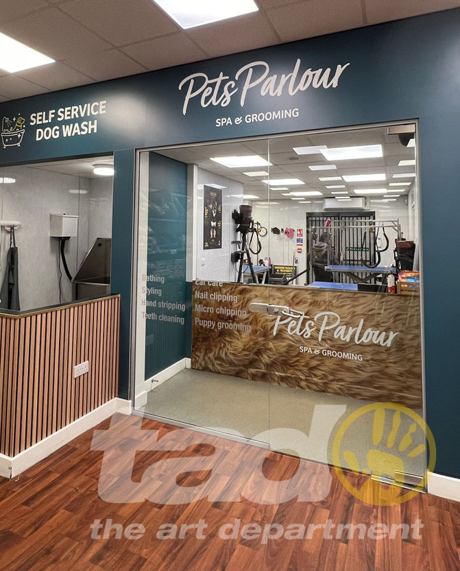pets parlour wall 7